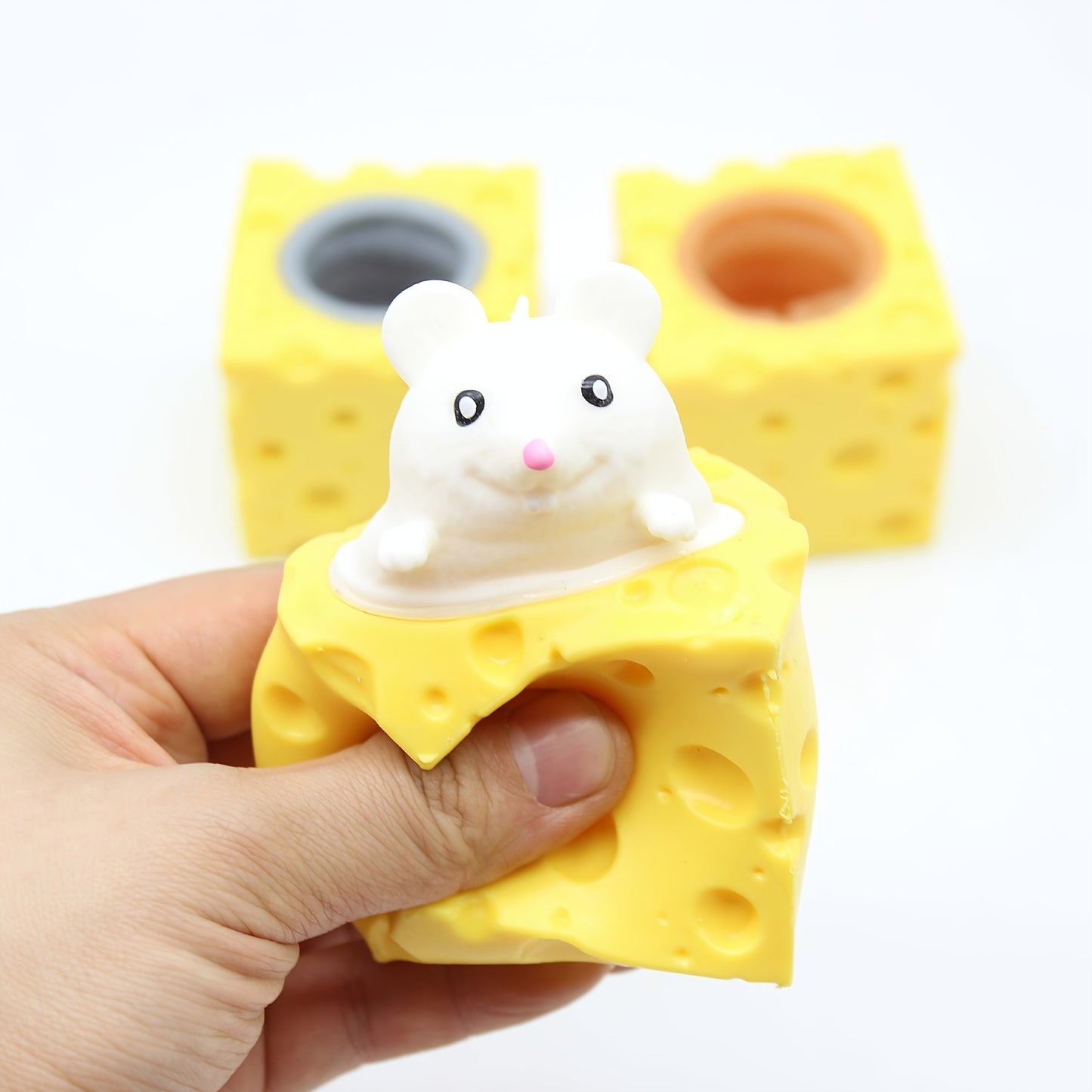 Creative Decompression Toy Fidget Creative Decompression Toy, Cute Cheese Mouse Cup, Pinch Music Squeeze Squirrel Cup, Decompression Toy